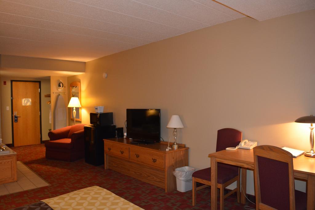 Travelodge By Wyndham Grand Forks Luaran gambar