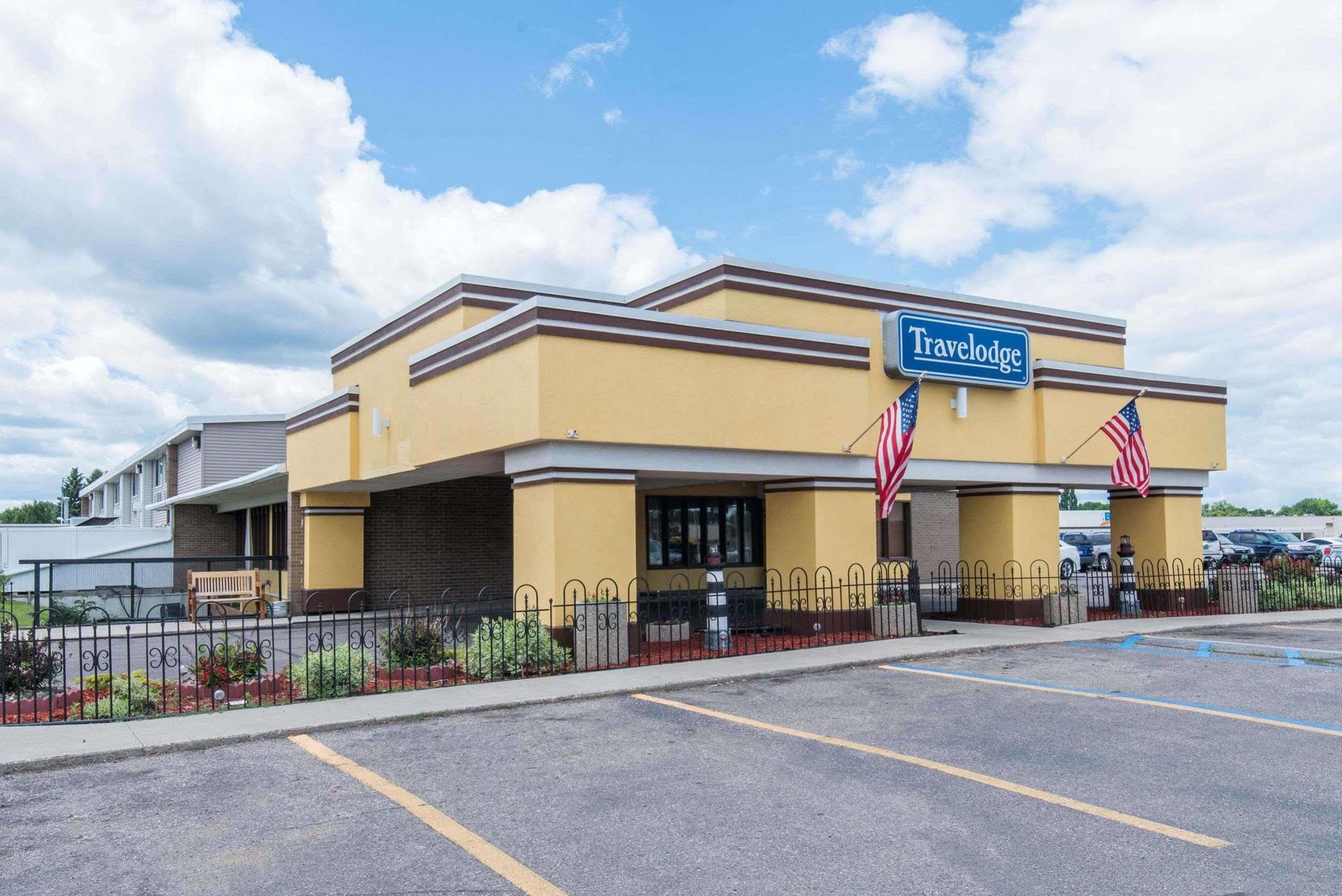 Travelodge By Wyndham Grand Forks Luaran gambar
