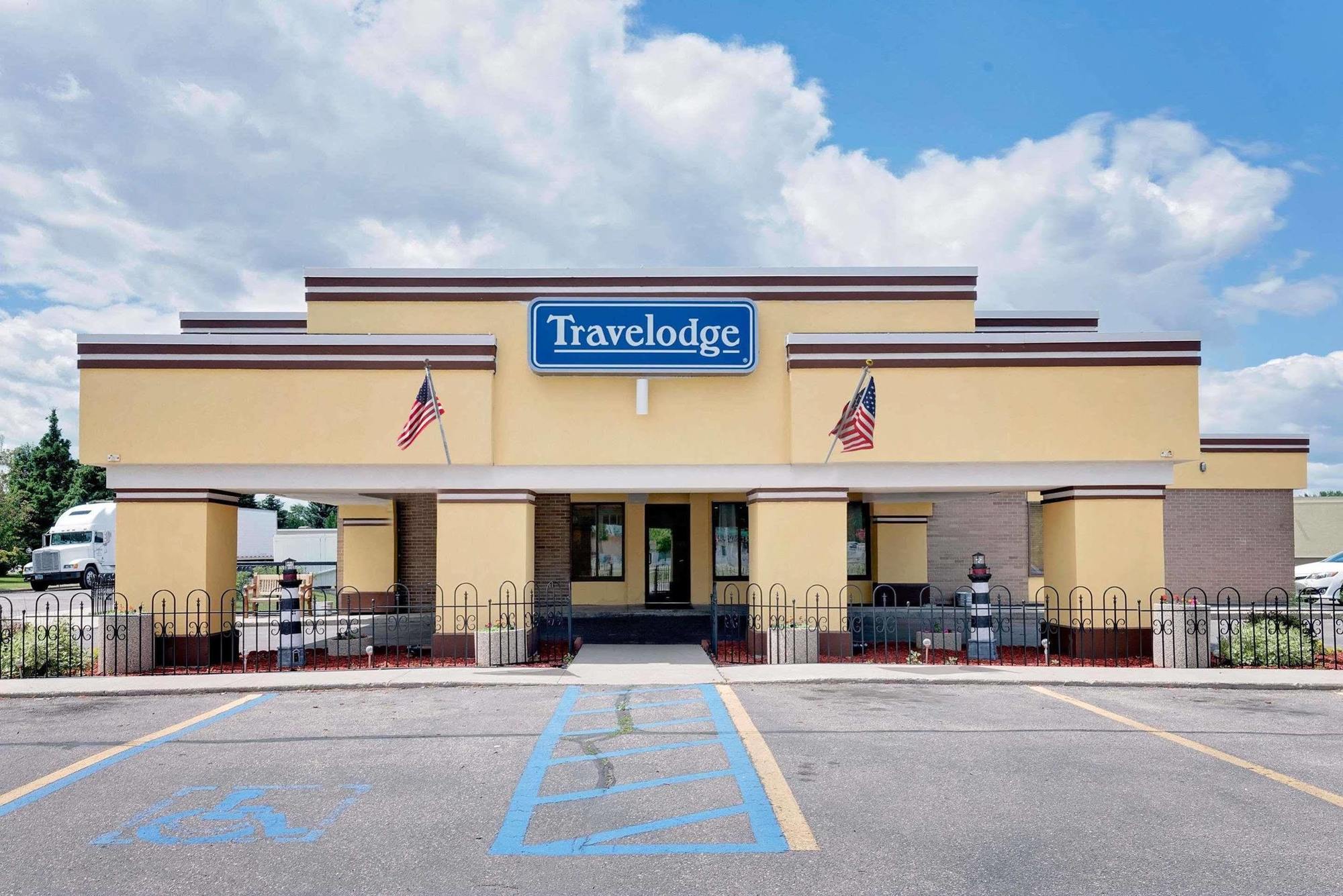 Travelodge By Wyndham Grand Forks Luaran gambar